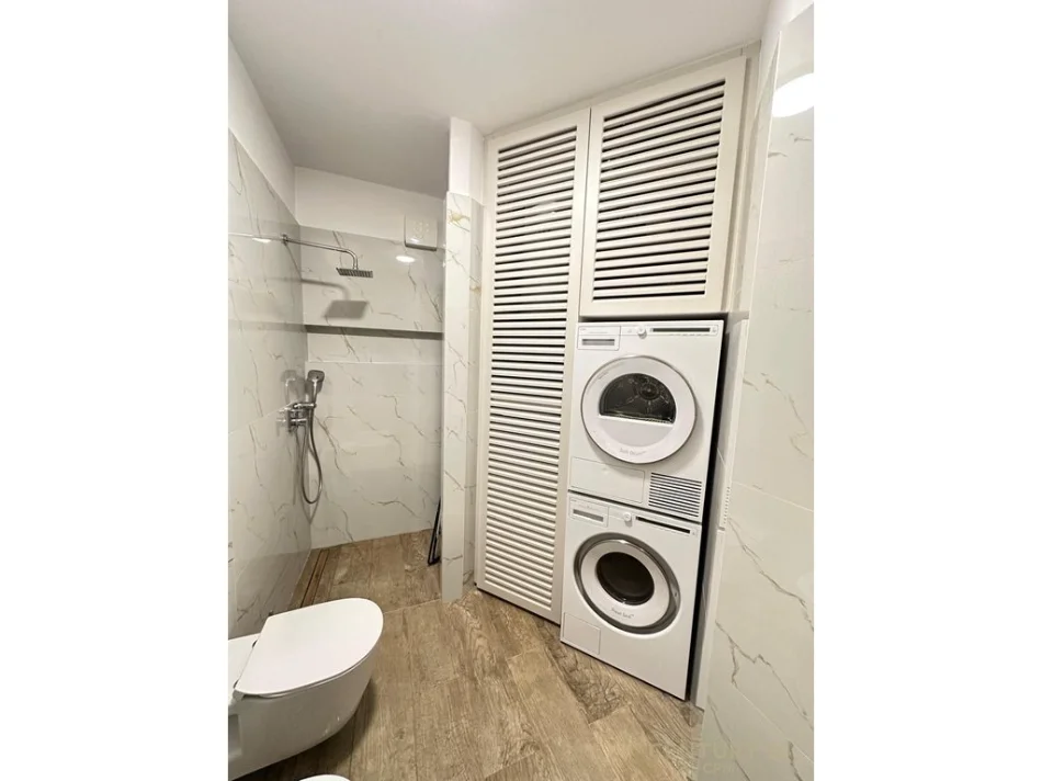 Tirane, jepet me qera apartament 2+1+Ballkon Kati 1, 105 m² 1.350 € (liqeni i thate park life residence)