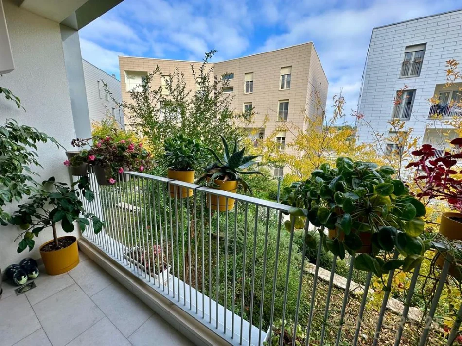 Tirane, jepet me qera apartament 2+1+Ballkon Kati 1, 105 m² 1.350 € (liqeni i thate park life residence)
