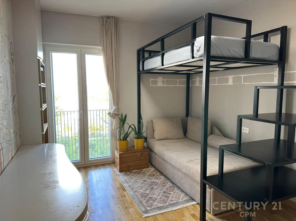 Tirane, jepet me qera apartament 2+1+Ballkon Kati 1, 105 m² 1.350 € (liqeni i thate park life residence)
