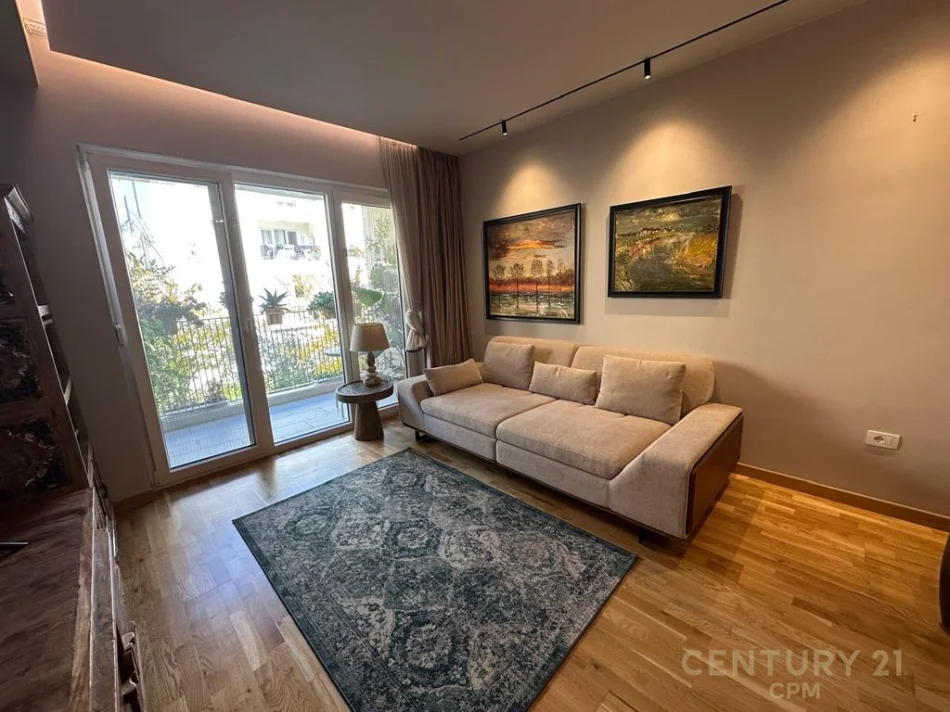 Tirane, jepet me qera apartament 2+1+Ballkon Kati 1, 105 m² 1.350 € (liqeni i thate park life residence)