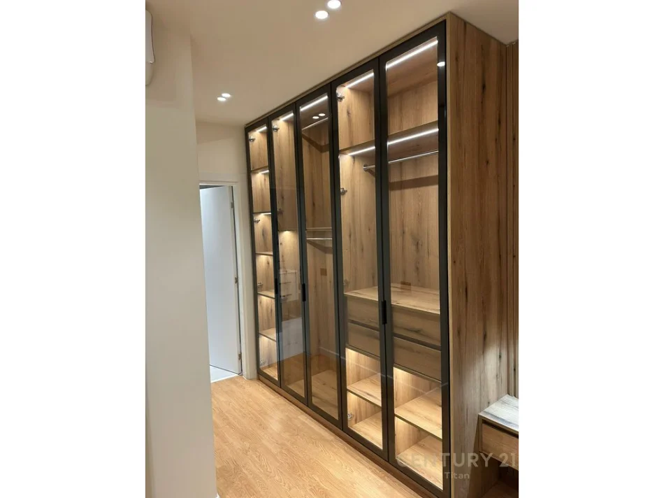 Tirane, shitet apartament 2+1+Ballkon Kati 4, 94 m² 245.000 € (don bosko fiori di bosco)