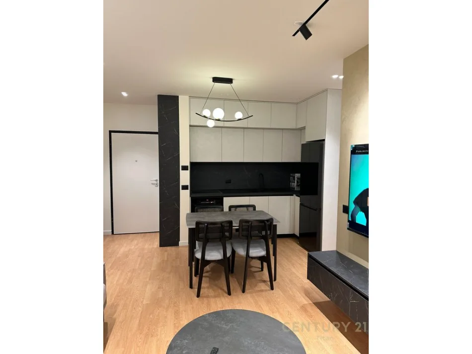 Tirane, shitet apartament 2+1+Ballkon Kati 4, 94 m² 245.000 € (don bosko fiori di bosco)