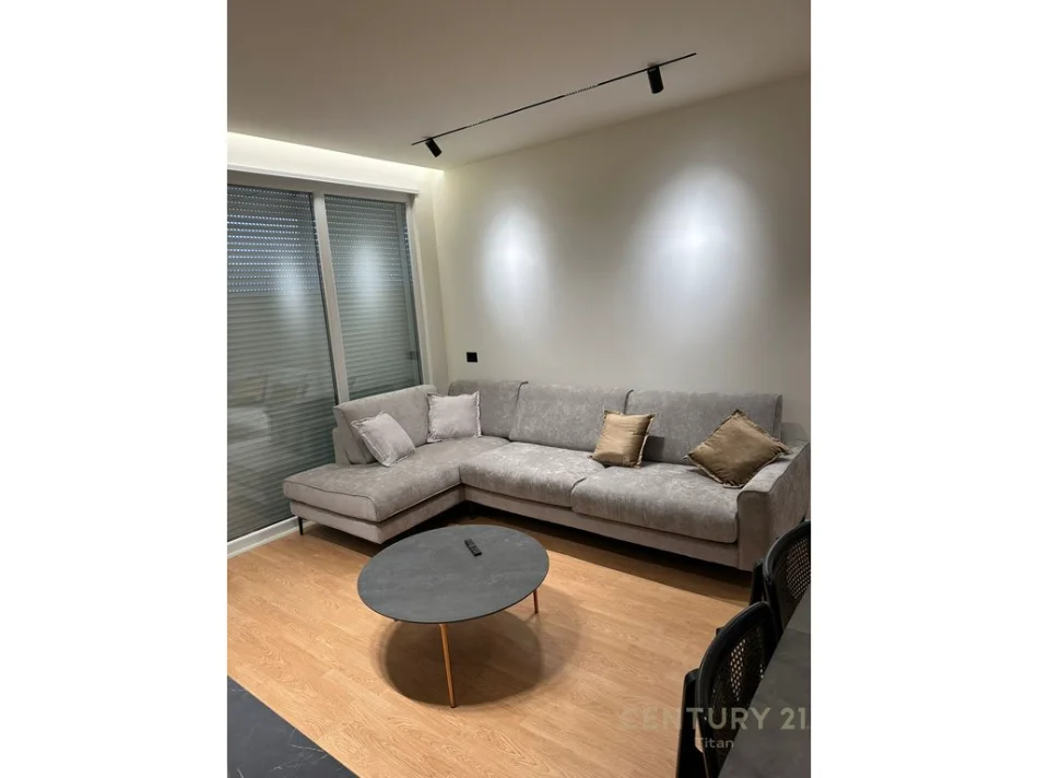 Tirane, shitet apartament 2+1+Ballkon Kati 4, 94 m² 245.000 € (don bosko fiori di bosco)