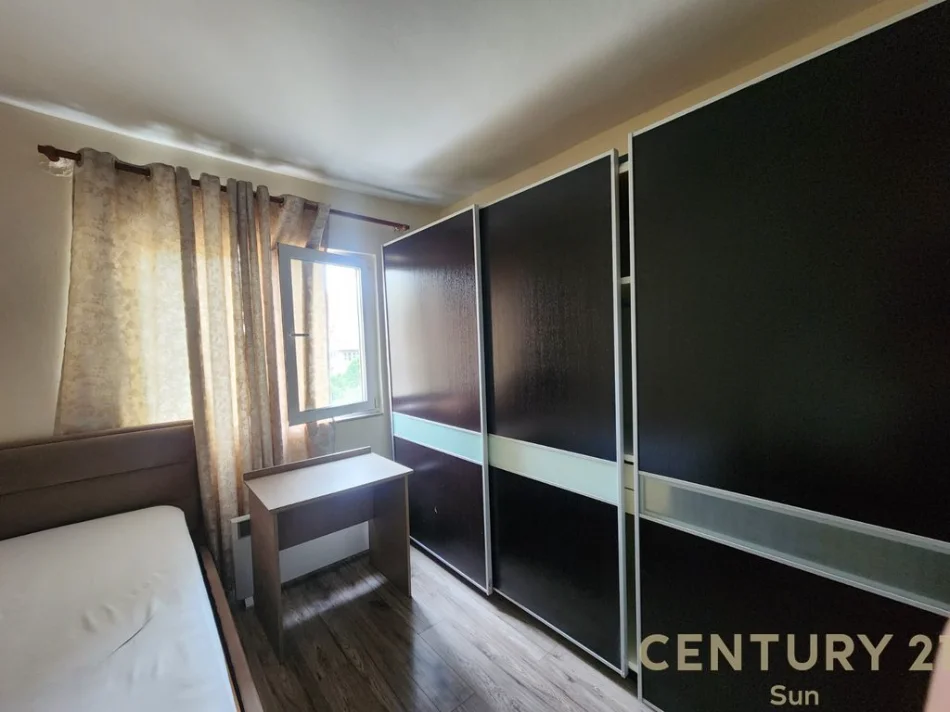 Tirane, jepet me qera apartament 1+1+Ballkon Kati 5, 60 m² 530 € (Vasil Shanto)