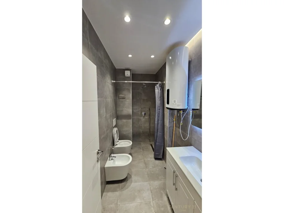 Tirane, jepet me qera apartament 1+1 Kati 4, 56 m² 600 € (jordan misja)