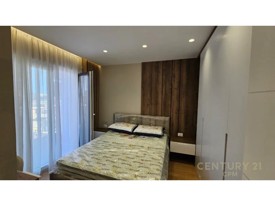Tirane, jepet me qera apartament 1+1 Kati 4, 56 m² 600 € (jordan misja)