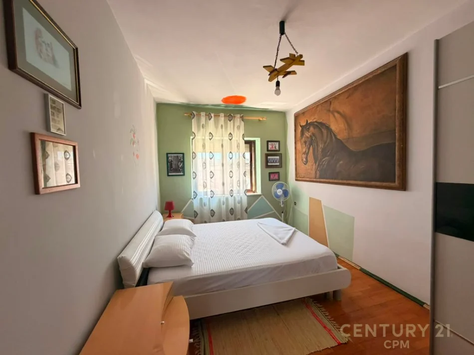 Tirane, jepet me qera apartament 1+1 Kati 3, 88 m² 650 € (sheshi willson)