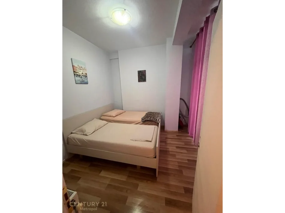 Tirane, shitet apartament 2+1 Kati 3, 106 m² 295.000 € (komuna e parisit kika 2)