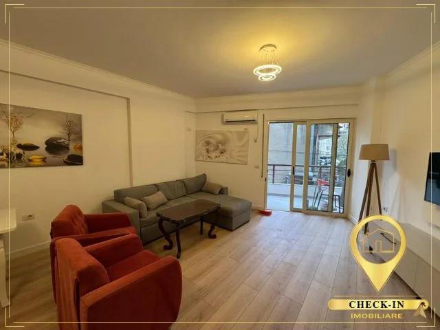 Tirane, shitet apartament 2+1+Aneks+Ballkon Kati 1, 88 m² 180.000 € (Rruga Muzaket)