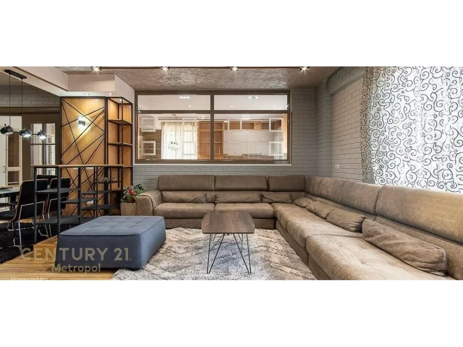Tirane, jepet me qera apartament 2+1 Kati 4, 190 m² 1.950 € (myslym shyri)
