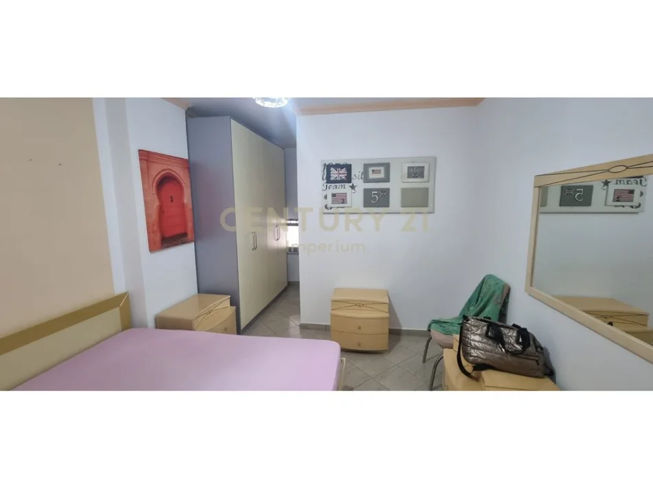 Tirane, jap me qera apartament Kati 1, 100 m² 450 € (Pallatet Cabej)