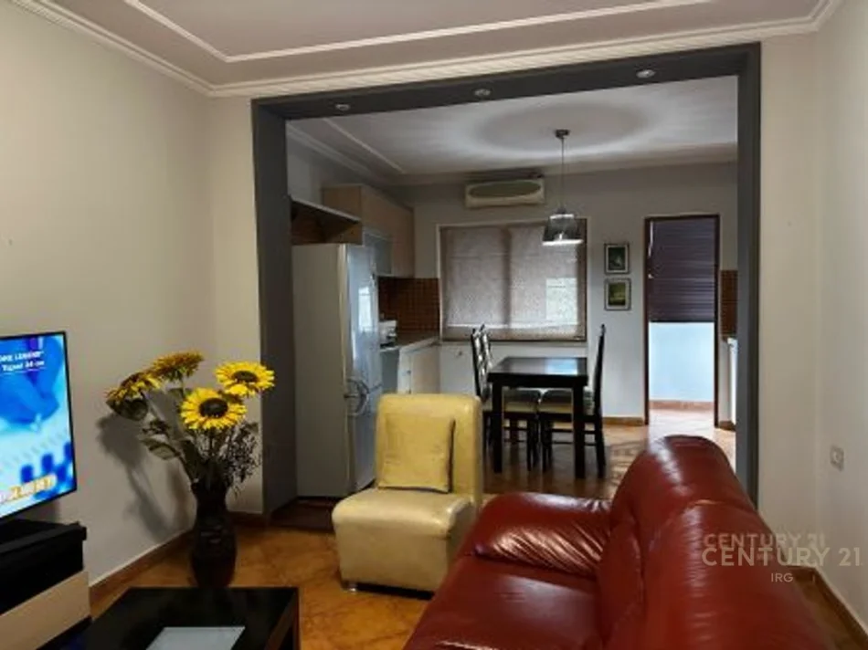 Tirane, shitet apartament 2+1 Kati 4, 103 m² 210.000 € (vasil shanto)