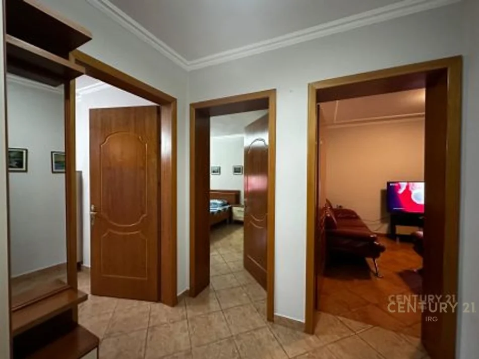 Tirane, shitet apartament 2+1 Kati 4, 103 m² 210.000 € (vasil shanto)