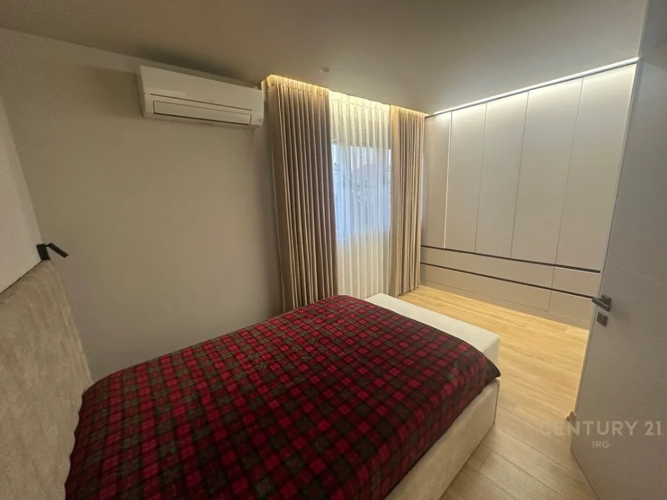 Tirane, jepet me qera apartament 1+1 Kati 4, 62 m² 800 € (komuna e parisit sulejman delvina)