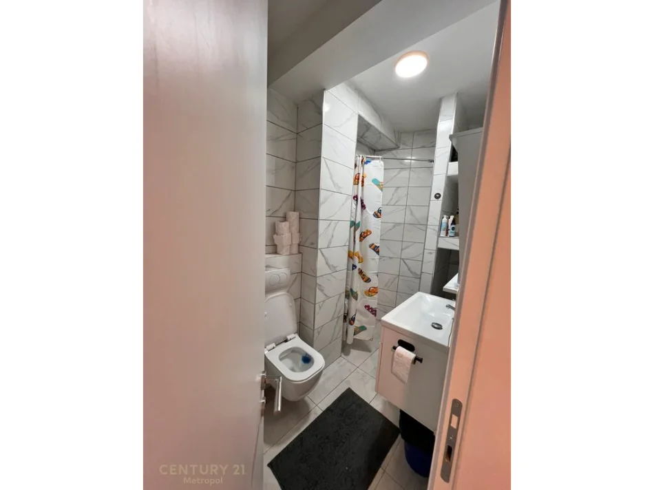Tirane, shitet apartament 2+1 Kati 6, 92 m² 152.000 € (Astir)