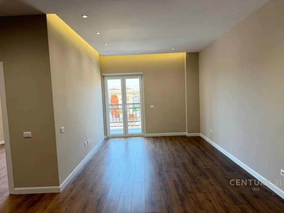 Tirane, shitet apartament 1+1 Kati 3, 72 m² 135.000 € 