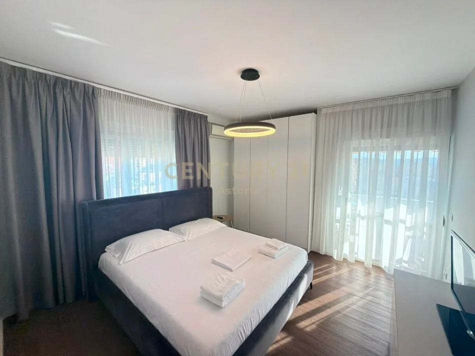 Tirane, shitet apartament 2+1 Kati 9, 143 m² 520.000 € (5 maji)