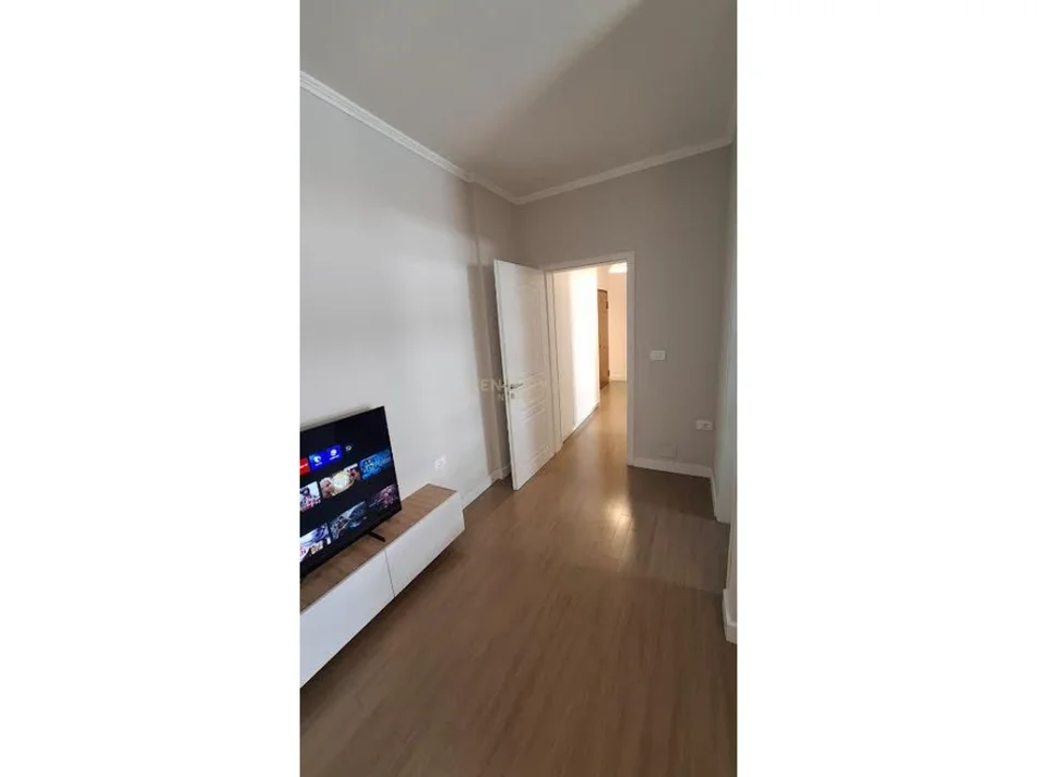 Tirane, jepet me qera apartament Kati 4, 88 m² 650 € 