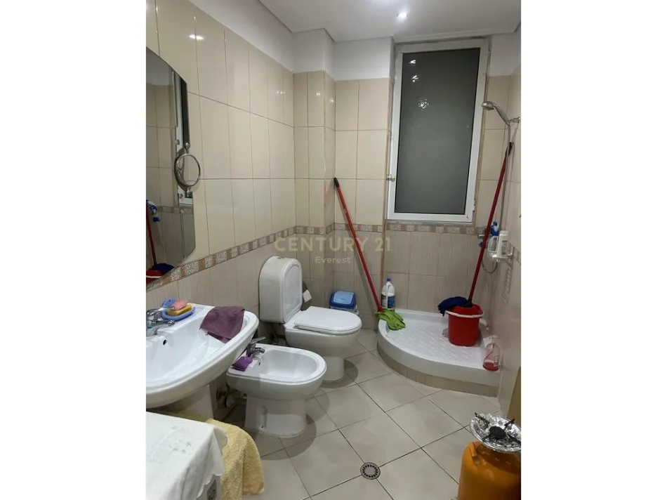 Tirane, shitet apartament , 57 m² 110.000 € 