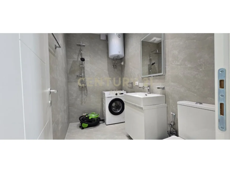 Tirane, shitet apartament 2+1 Kati 9, 70 m² 235.000 € (Myslym Shyri ALFA143421)
