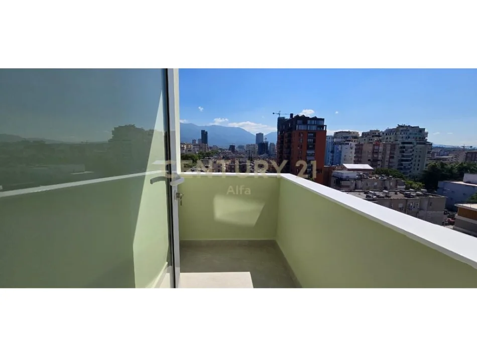 Tirane, shitet apartament 2+1+Ballkon Kati 9, 70 m² 235.000 € (myslym shyri)