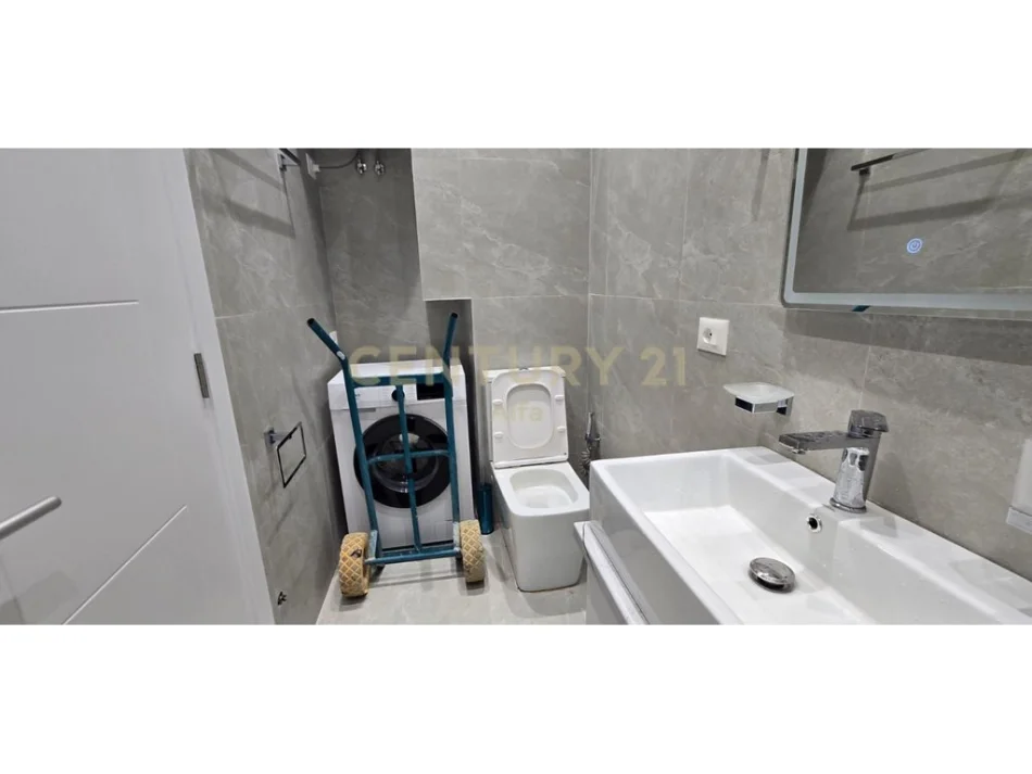 Tirane, shitet apartament 2+1 Kati 9, 70 m² 225.000 € (Myslym Shyri ALFA143460)