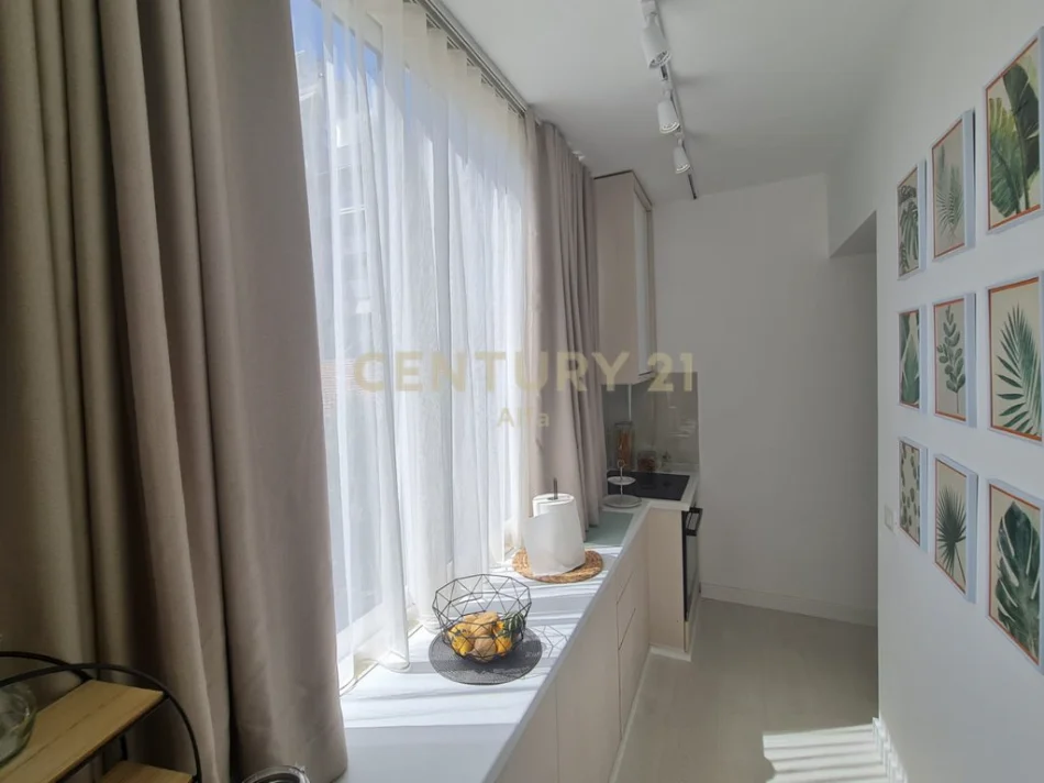 Tirane, shitet apartament 1+1 Kati 3, 34 m² 34 € (sheshi willson)