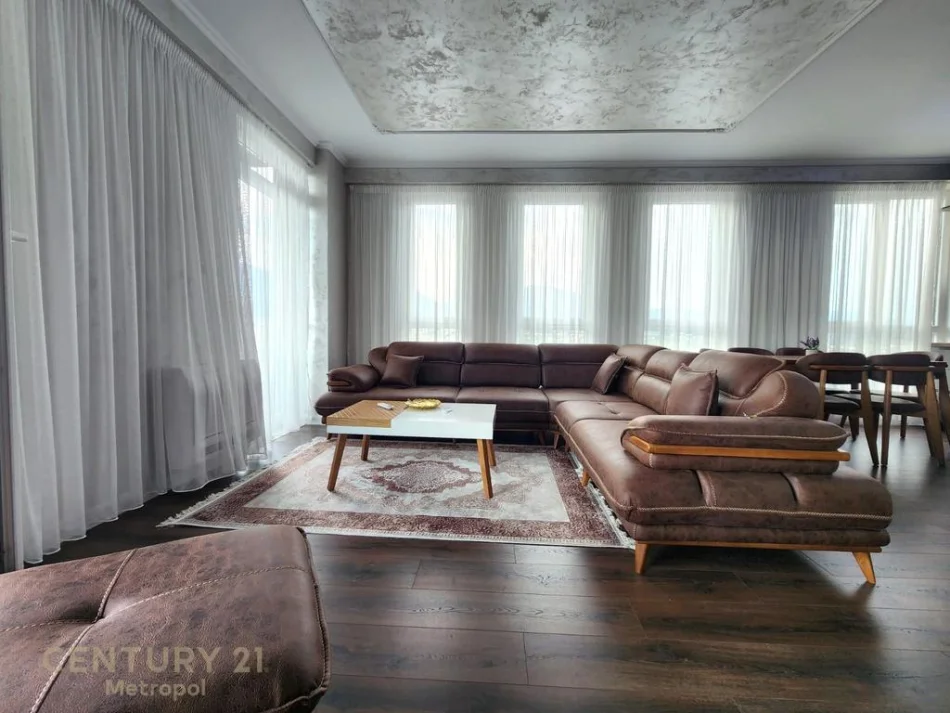 Tirane, jepet me qera apartament 2+1 Kati 10, 110 m² 1.500 € (Rruga e Elbasanit Metropol143484)