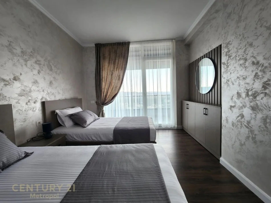 Tirane, jepet me qera apartament 2+1 Kati 10, 110 m² 1.500 € (Rruga e Elbasanit Metropol143484)
