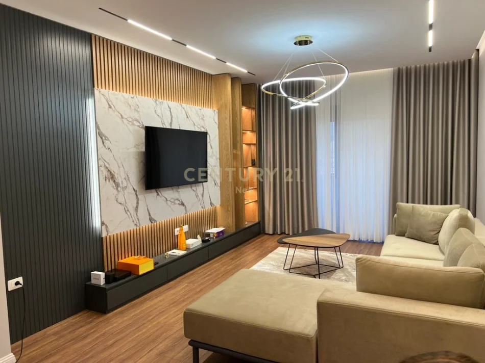 Tirane, jepet me qera apartament 2+1 Kati 9, 119 m² 250.000 € (rezdienca oasis)