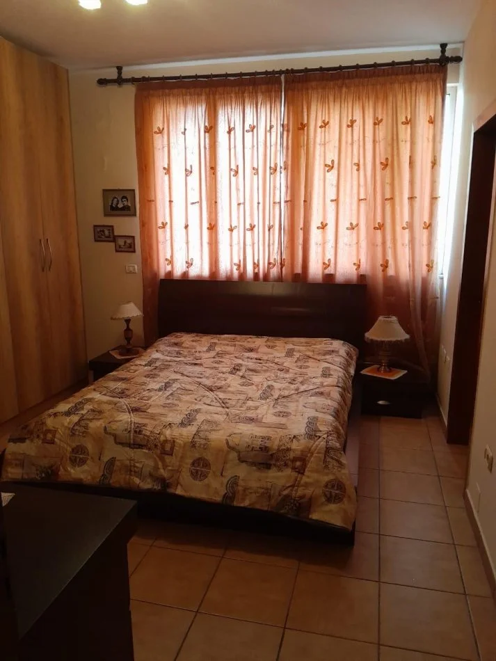 Tirane, shitet apartament 3+1+2,Kati 3, 120 m² 265,000 € (9-Katëshet)