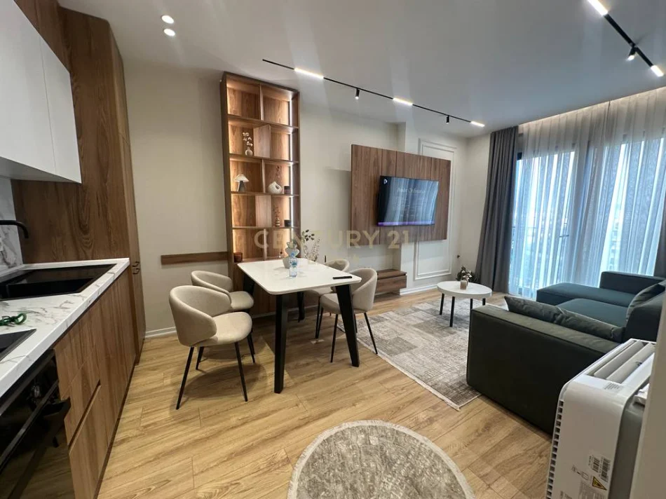 Tirane, jepet me qera apartament 2+1 Kati 7, 82 m² 800 € (don bosko)