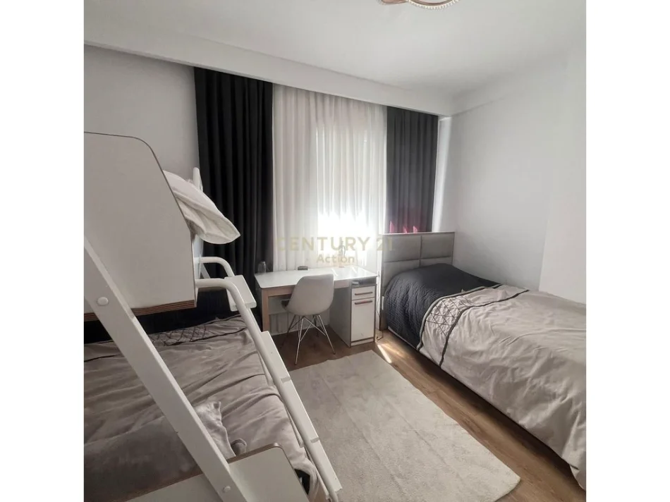 Tirane, shitet apartament 2+1 Kati 1, 106 m² 240.000 € (don bosko)