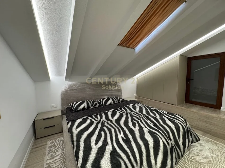Tirane, jepet me qera apartament 1+1 Kati 3, 63 m² 600 € (qsut)