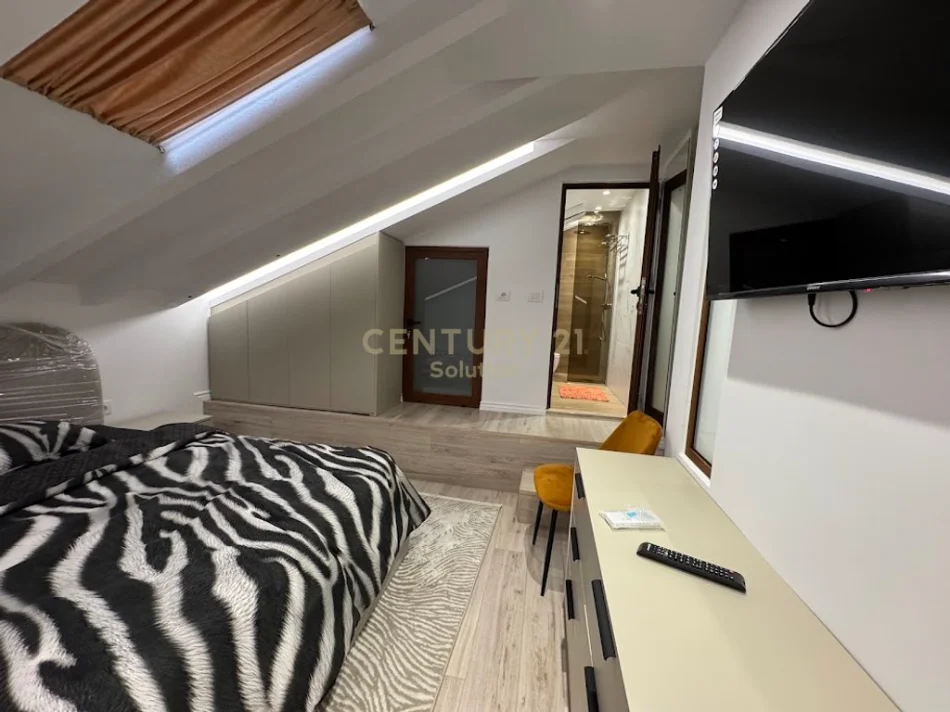 Tirane, jepet me qera apartament 1+1 Kati 3, 63 m² 600 € (qsut)