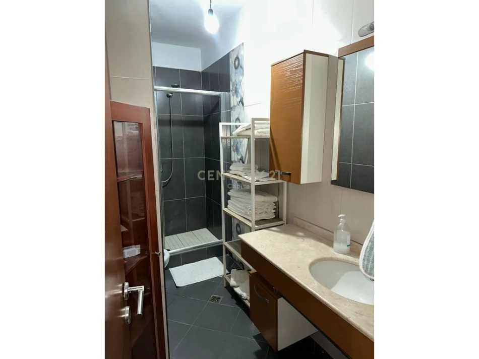 Tirane, jshitet apartament 2+1 Kati 6, 127 m² 207.000 € (astiri)