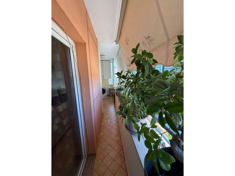 Tirane, jepet me qera apartament 2+1+Ballkon Kati 6, 96 m² 1.500 € (Ambasador 3)