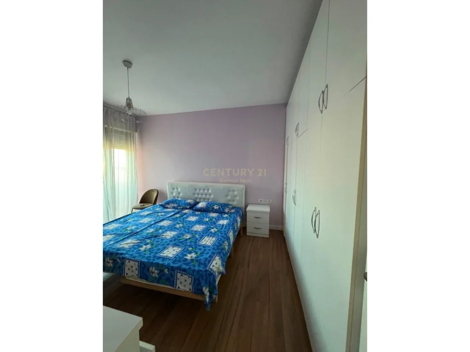 Tirane, jepet me qera apartament 1+1 Kati 8, 72 m² 580 € 