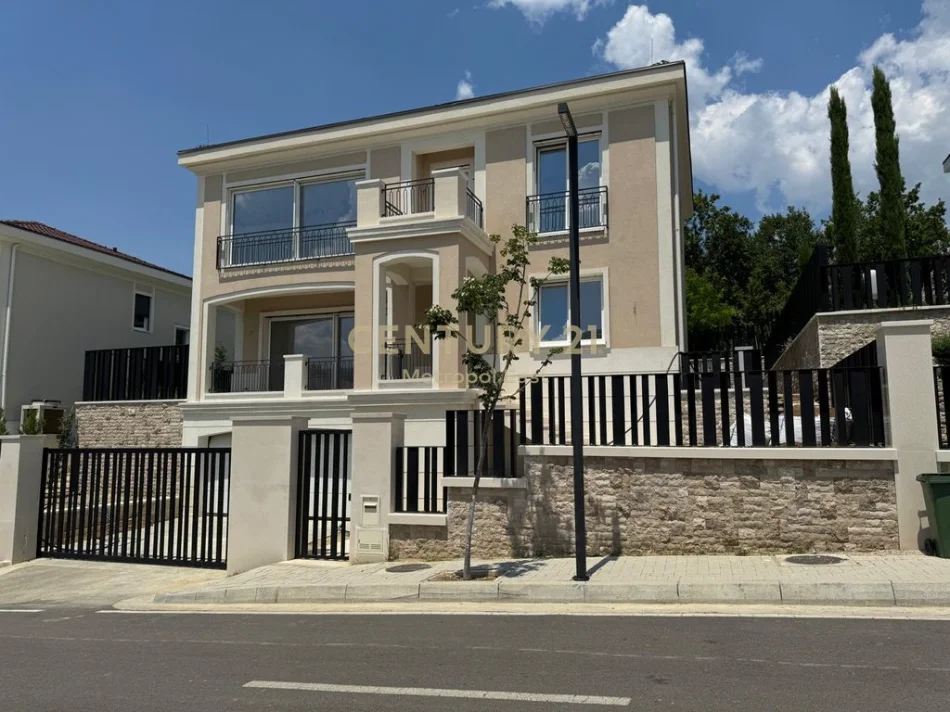 Tirane, jepet me qera apartament Vile 3 Katshe Kati 3, 925 m² 5.000 €