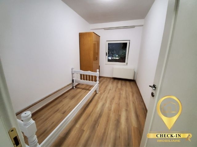 Tirane, jepet me qera apartament 2+1+Aneks+Ballkon Kati 5, 88 m² 650 € (Vasil Shanto)