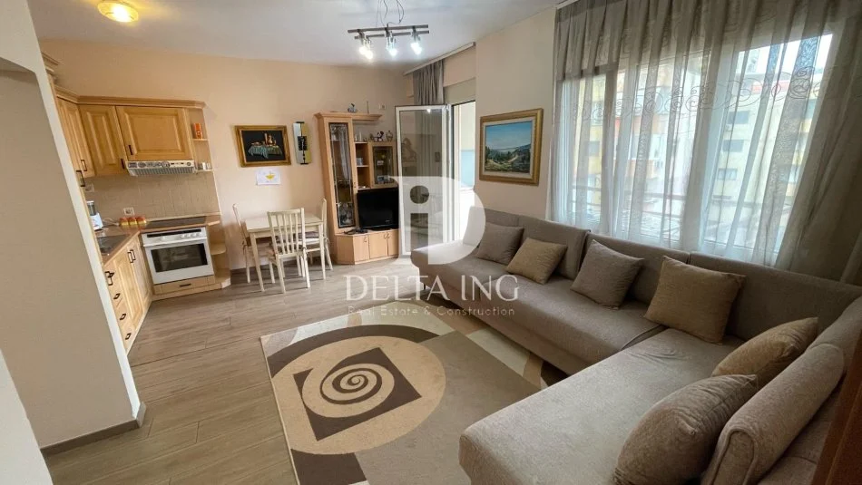 Tirane, jepet me qera apartament 2+1 Kati 4, 80 m² 800 € (Myslym Shyri)