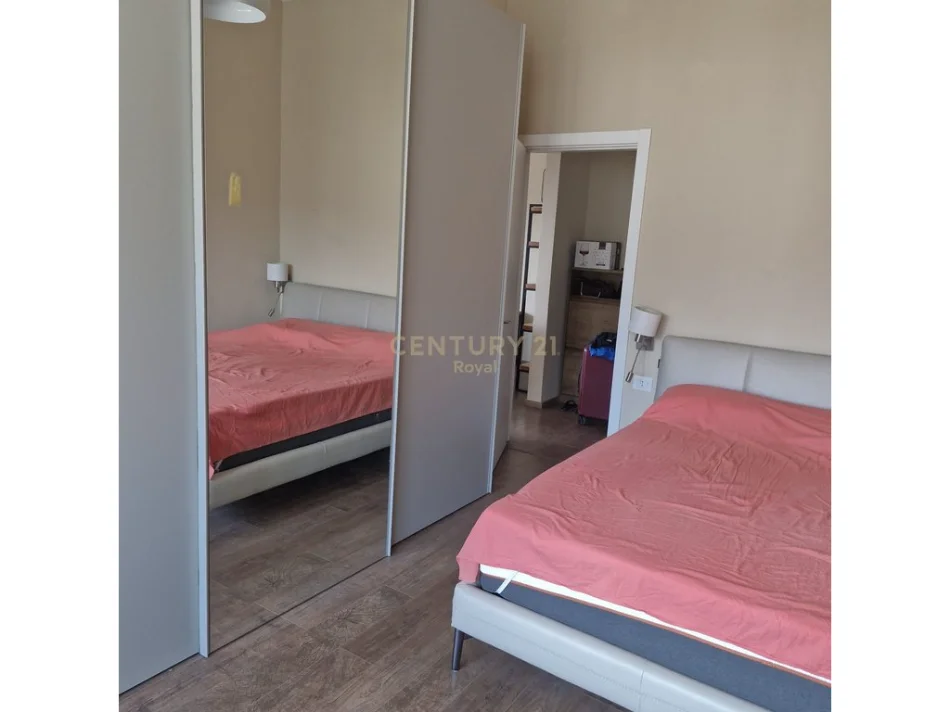Sarande, shitet apartament 1+1+Ballkon Kati 7, 90 m² 207.000 € (Rruga Adem Sheme)