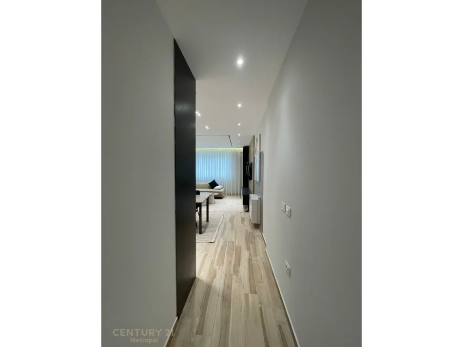 Tirane, jepet me qera apartament 2+1 Kati 3, 103 m² 1.100 € (Liqeni I Thate)