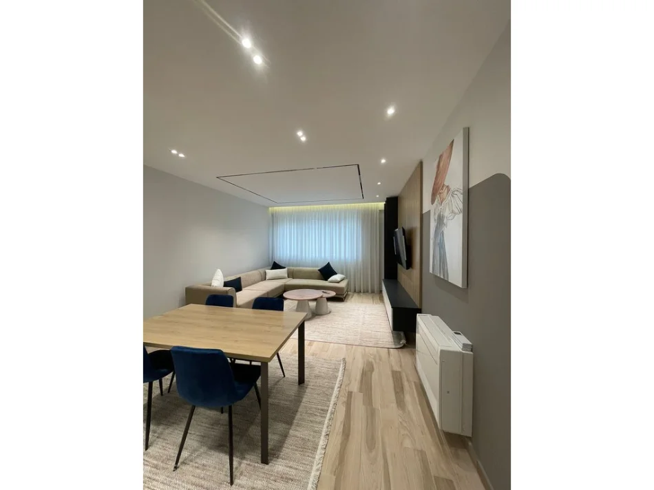 Tirane, jepet me qera apartament 2+1 Kati 3, 103 m² 1.100 € (Liqeni I Thate)