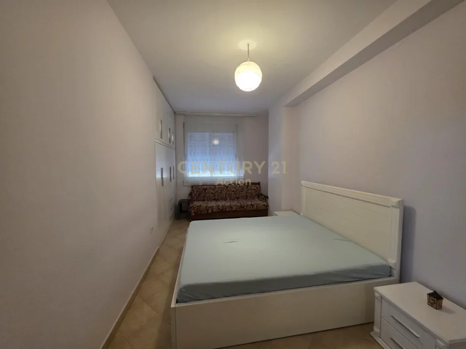Tirane, jepet me qera apartament 2+1 Kati 2, 100 m² 450 € (albion tershalla)