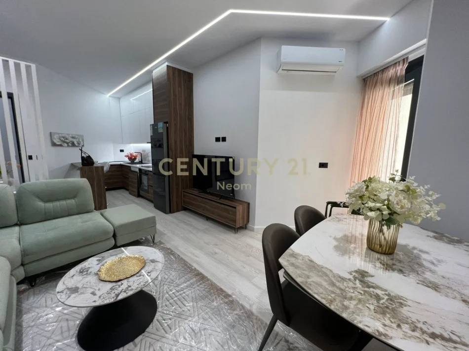 Vlore, shitet apartament 1+1+Ballkon , 75 m² 210.000 € (vlore)