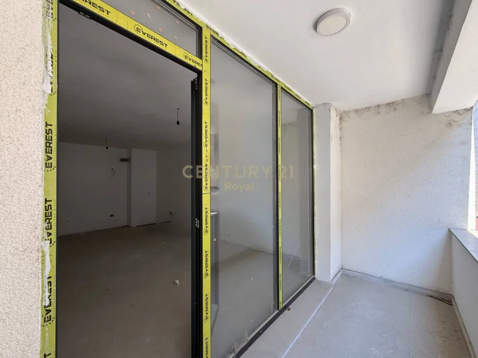 Tirane, shitet apartament Kati 3, 100 m² 190.190 € 