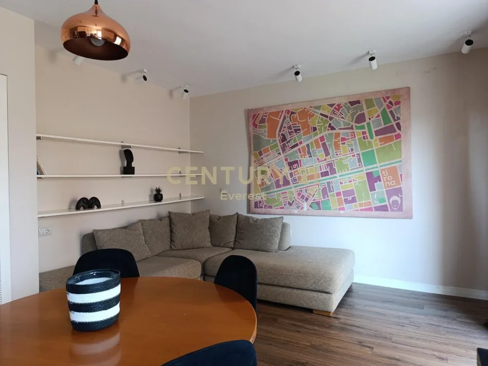 Tirane, shitet apartament 1+1 Kati 5, 50 m² 