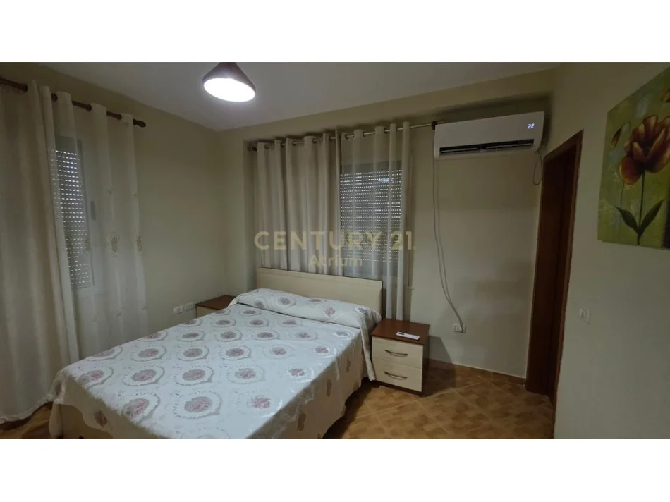 Tirane, jepet me qera apartament 2+1+Ballkon Kati 4, 76 m² 600 € (Materniteti i Ri)