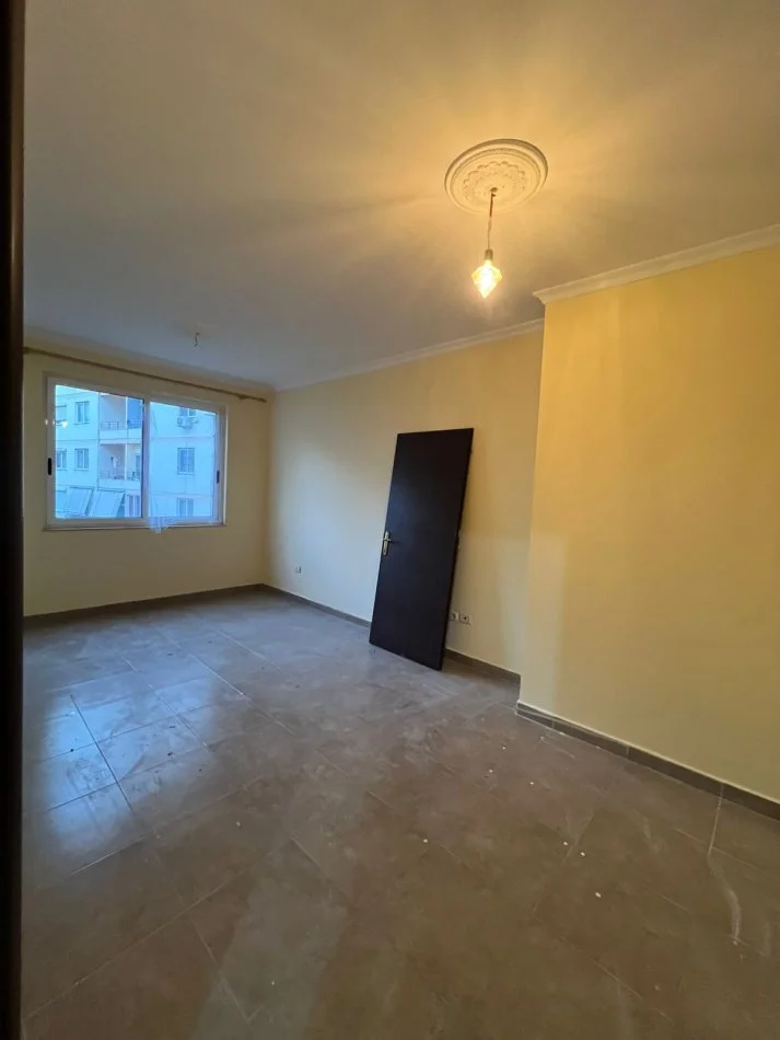 Tirane, shitet apartament 2+1 Kati 3, 91 m² 120.000 € (Astir)